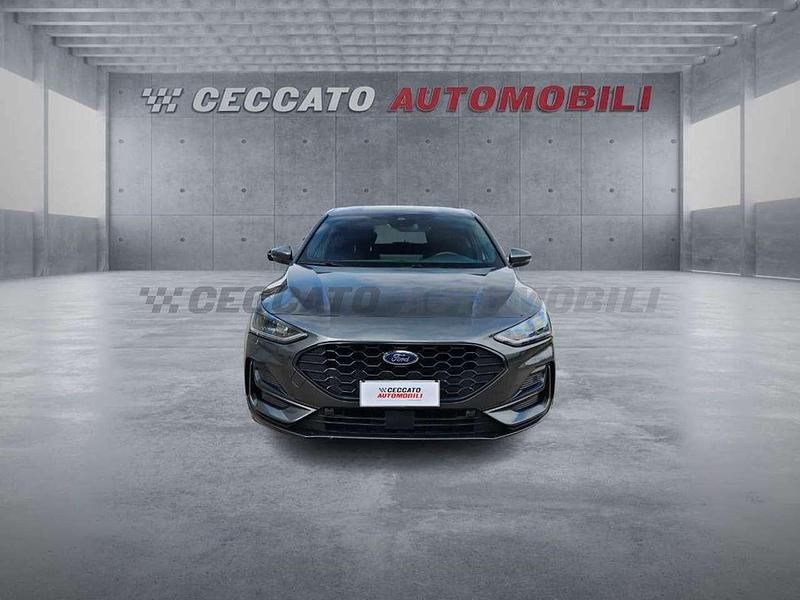 Usata Ford Focus ST-Line 116 CV (85 kW) 2025 Grigio Utilitaria