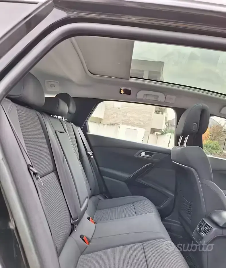 Begagnad Peugeot 508 SW 112 HK (82 kW) 2013 Svart Kombi