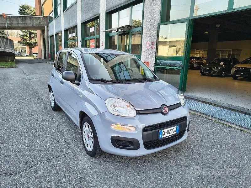 Usata Fiat Panda Easy 69 CV (50 kW) 2021 Grigio Utilitaria