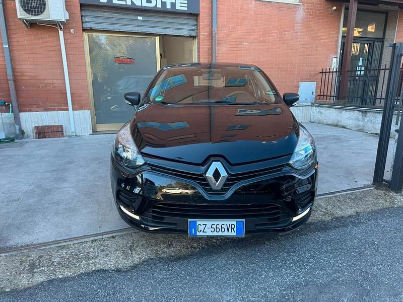 Brugt Renault Clio IV Life 75 HK (55 kW) 2018 Sort Sedan