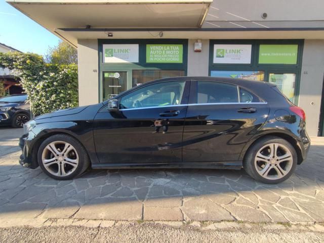 Usata Mercedes A180 109 CV (80 kW) 2014 Nero Berlina