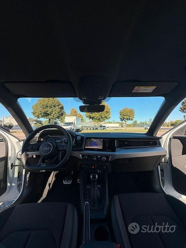 Usata Audi A1 Sportback Ambiente 95 CV (69 kW) 2025 Bianco Utilitaria