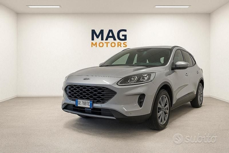 Usata Ford Kuga ST-Line 120 CV (88 kW) 2021 Grigio SUV