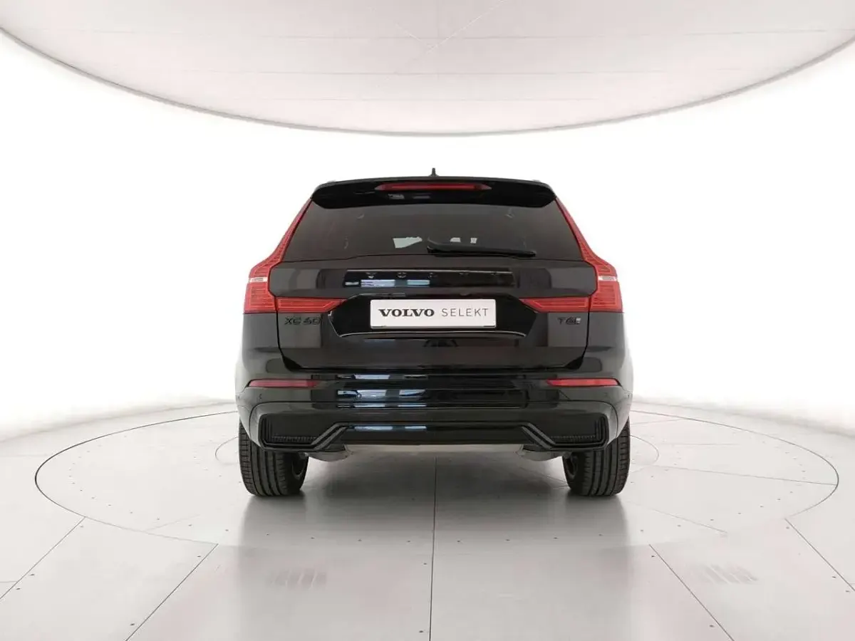 Usata Volvo XC60 Ultra 253 CV (186 kW) 2024 Nero SUV