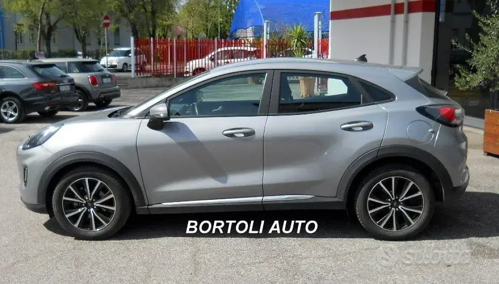 Usata Ford Puma Titanium 125 CV (91 kW) 2022 Grigio SUV