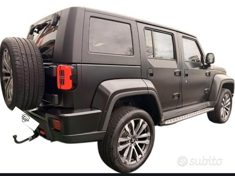 Usata ICH-X K2 162 CV (119 kW) 2024 Grigio SUV