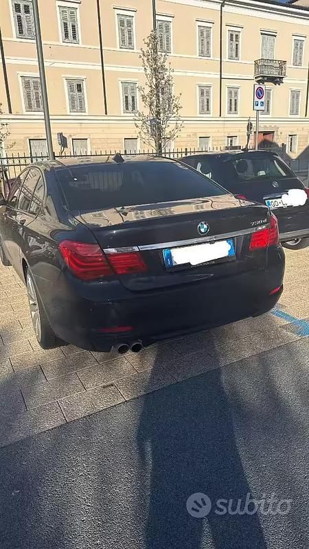 Begagnad BMW 730 245 HK (180 kW) 2010 Blå Sedan