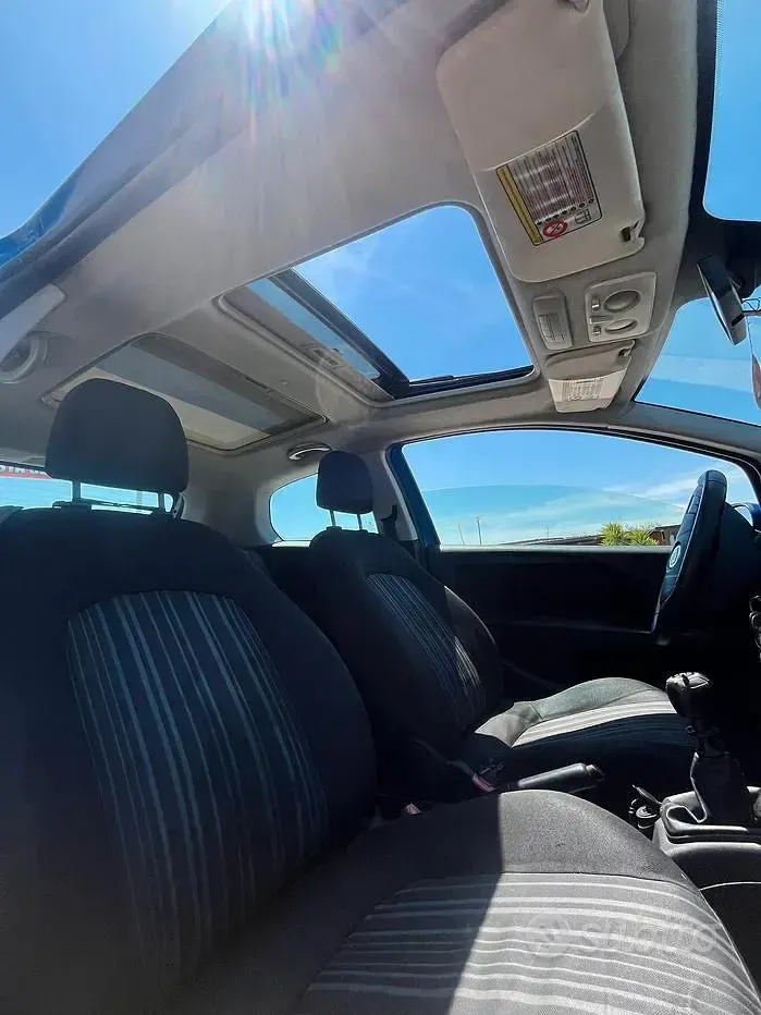 Usata Fiat Punto Evo 77 CV (56 kW) 2011 Utilitaria