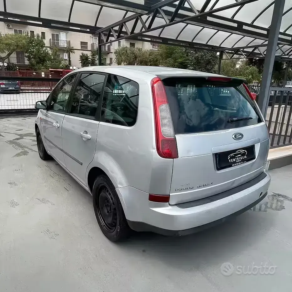 Usata Ford C-MAX 109 CV (80 kW) 2006 Grigio Monovolume