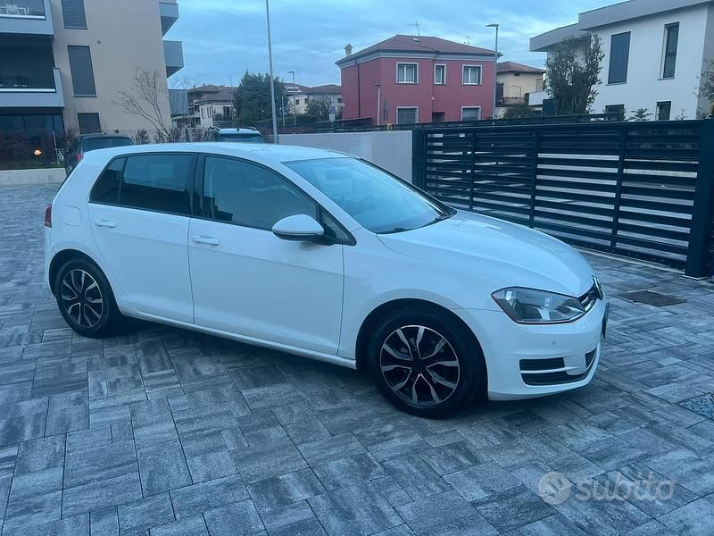 Usata VW Golf VII 90 CV (66 kW) 2016 Bianco Berlina