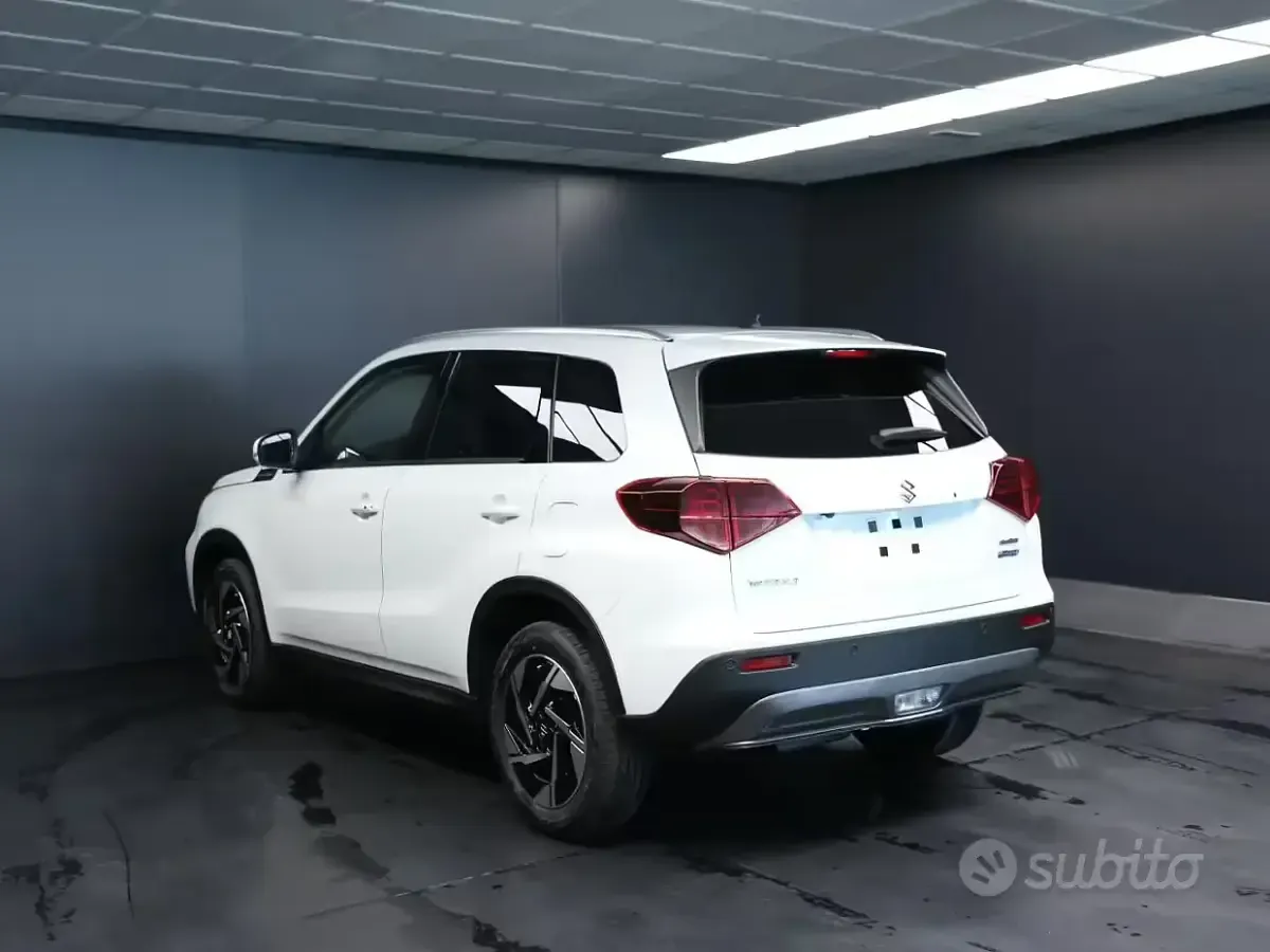 Nouă Suzuki Vitara 110 CP (80 kW) 2026 Alb SUV