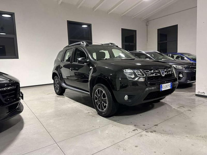 Nero Usata 2016 Dacia Duster SUV | 9700 € (Cara) - Immagine 1/4