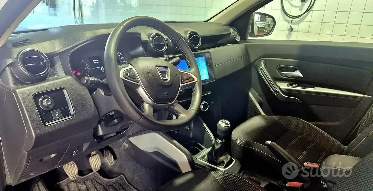 Usata Dacia Duster 115 CV (84 kW) 2021 Bianco SUV