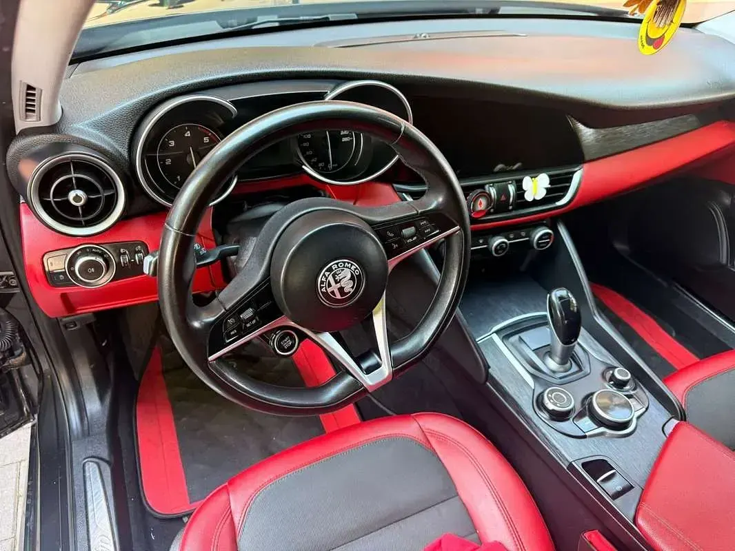Usata Alfa Romeo Giulia Executive 150 CV (110 kW) 2018 Berlina