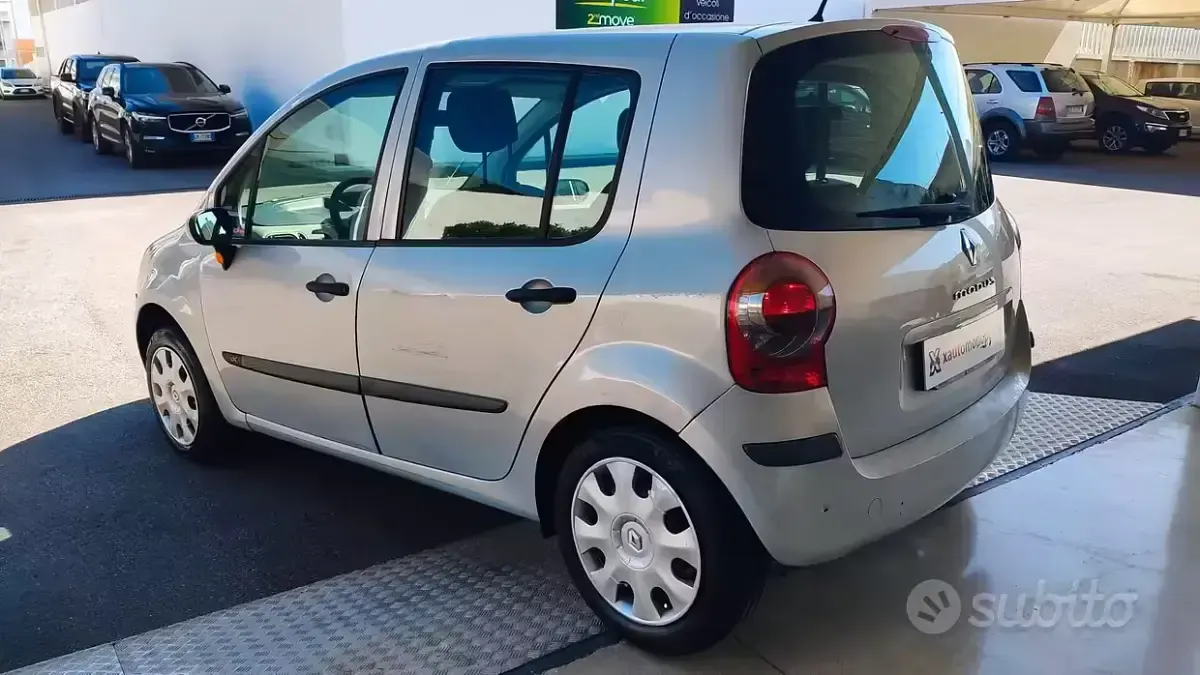 Usata Renault Modus 86 CV (63 kW) 2005 Grigio Monovolume