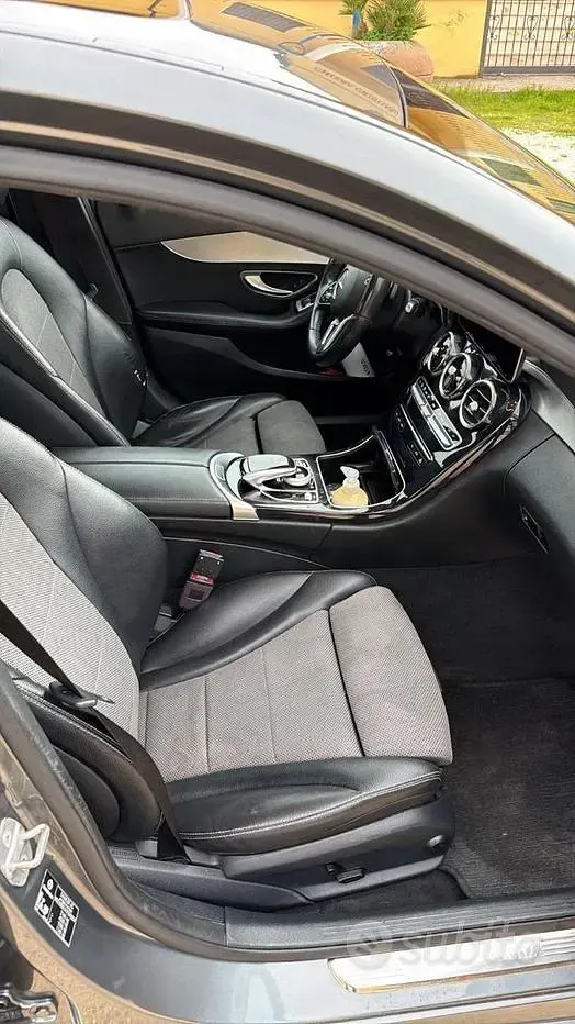 Usata Mercedes C220 170 CV (125 kW) 2019 Grigio Berlina
