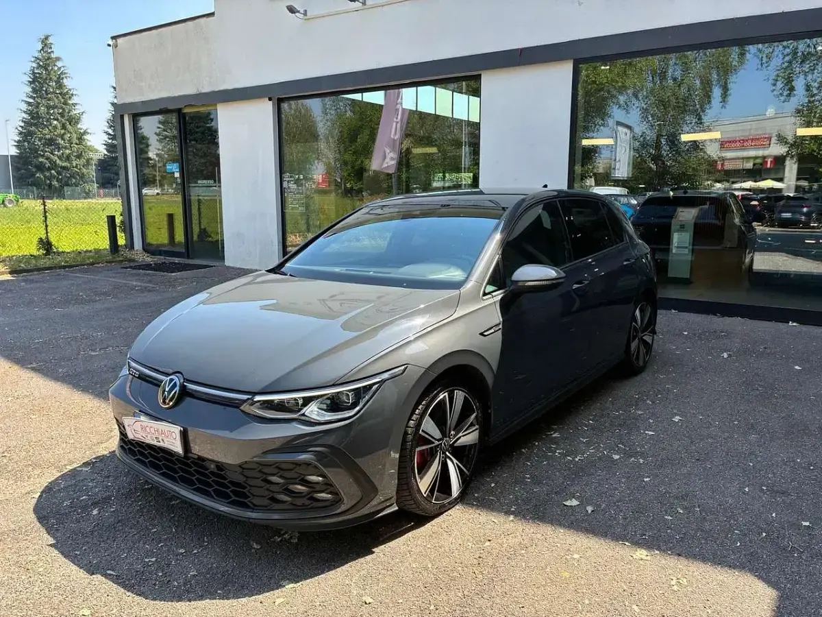 Usata VW Golf VIII GTD 200 CV (147 kW) 2022 Grigio Berlina