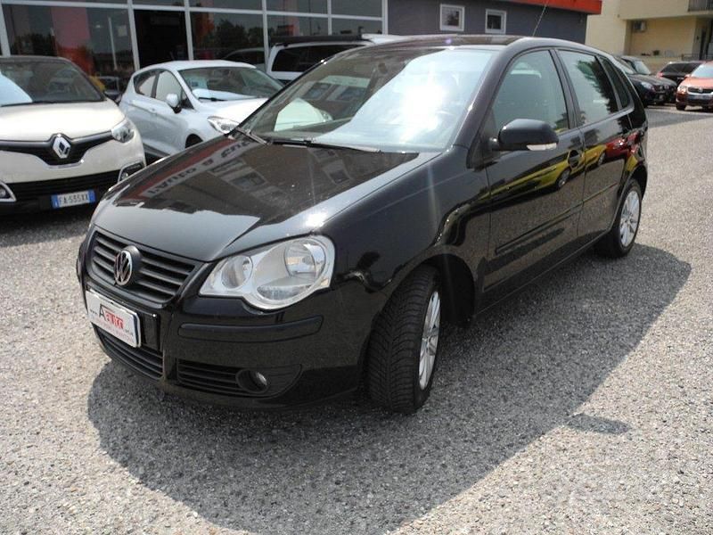 Usata VW Polo Comfortline 69 CV (50 kW) 2008 Nero Utilitaria