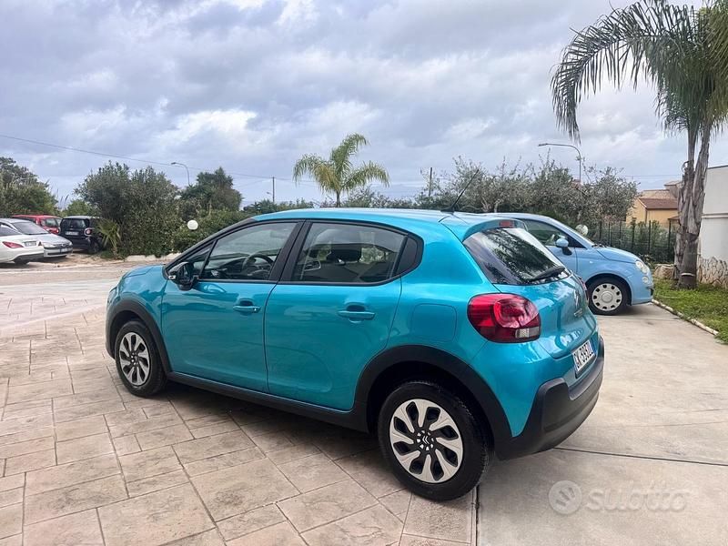 Usata Citroën C3 Feel 102 CV (75 kW) 2022 Verde Berlina