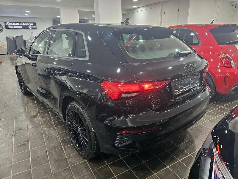Usata Audi A3 S-Line 150 CV (110 kW) 2023 Black mythos metallizzato Berlina