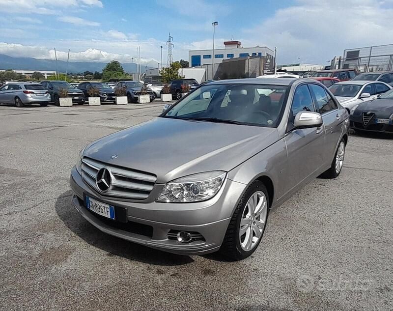 Usata Mercedes C180 Avantgarde 156 CV (114 kW) 2008 Beige Berlina