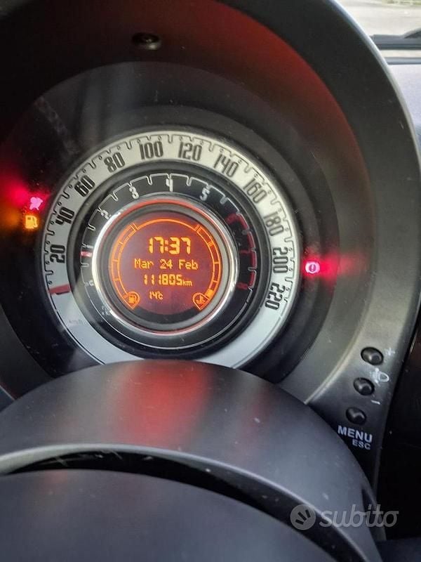 Usata Fiat 500 Lounge 100 CV (73 kW) 2007 Nero Utilitaria