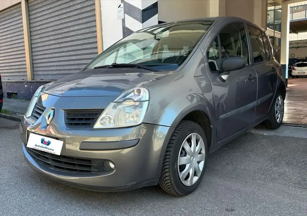 Usata Renault Modus 75 CV (55 kW) 2007 Other Monovolume