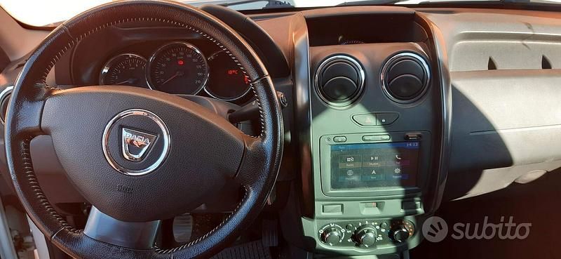 Usata Dacia Duster 110 CV (80 kW) 2016 Bianco SUV
