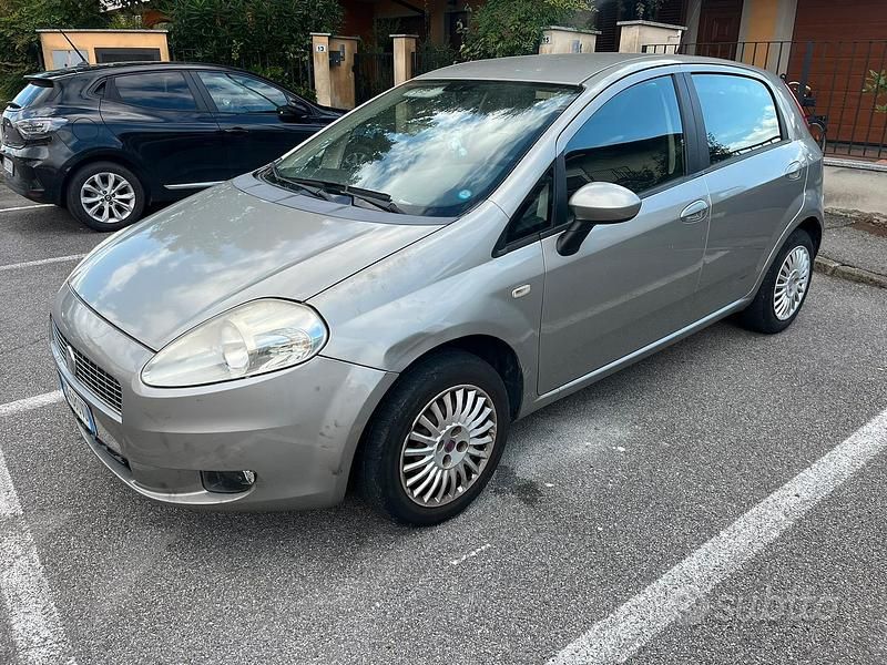 Usata Fiat Grande Punto 2007 Grigio Utilitaria