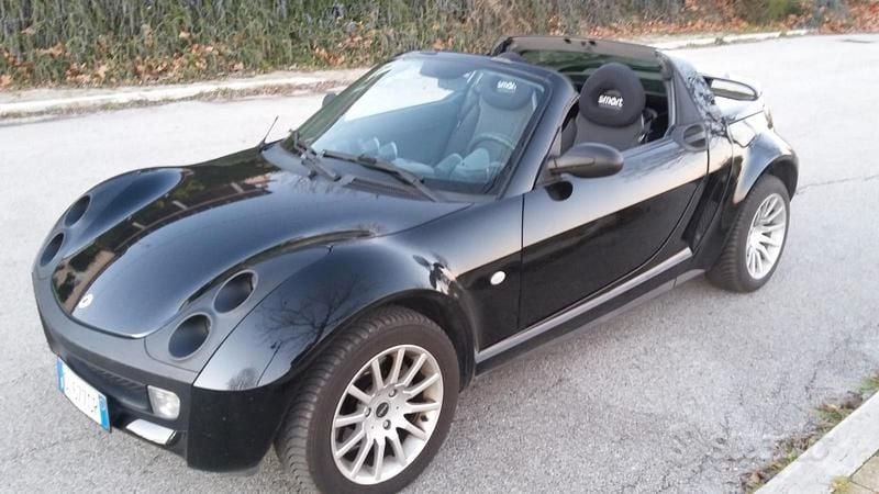 Usata Smart Roadster 61 CV (44 kW) 2003 Nero Cabrio