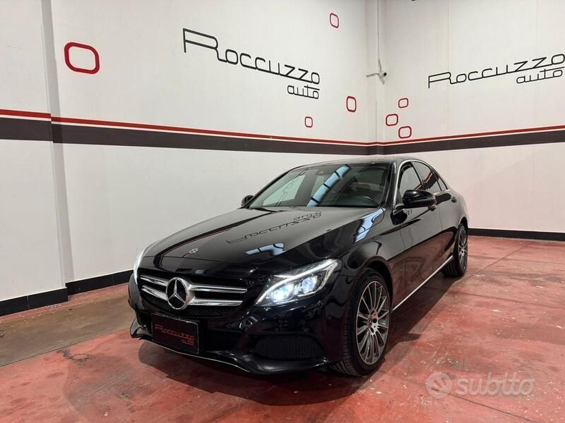 Usata Mercedes C220 Premium 203 CV (149 kW) 2018 Nero Station wagon