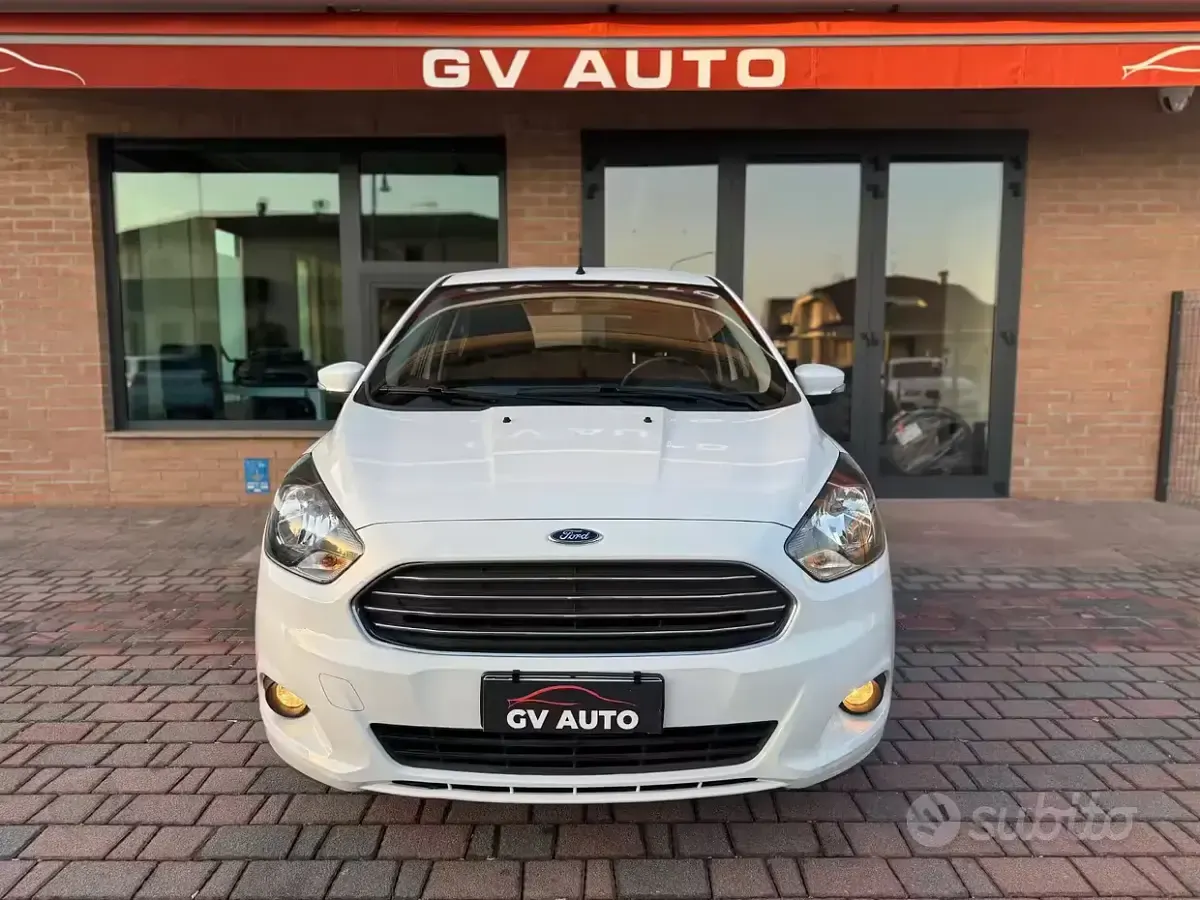 Usata Ford Ka 71 CV (52 kW) 2017 Bianco Berlina