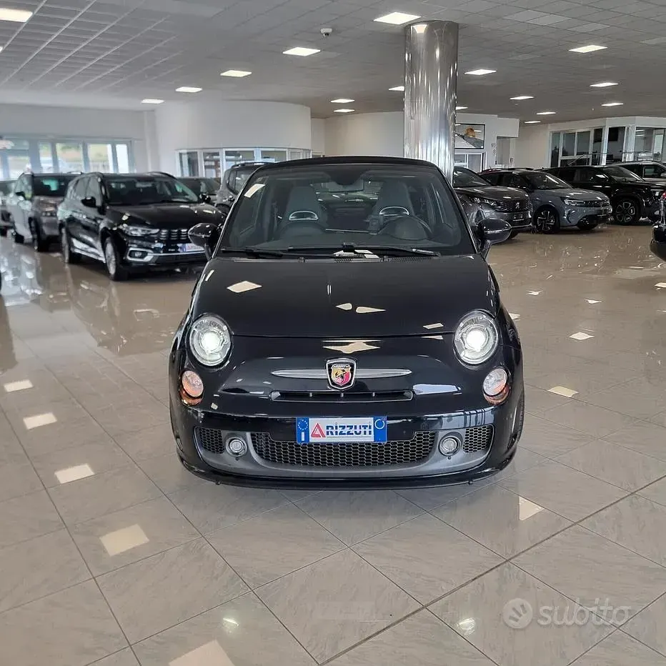 Usata Abarth 500C Turismo 105 CV (77 kW) 2016 Grigio Cabrio