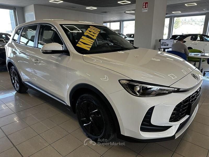 Nuova MG ZS 116 CV (85 kW) 2025 Dover white Berlina