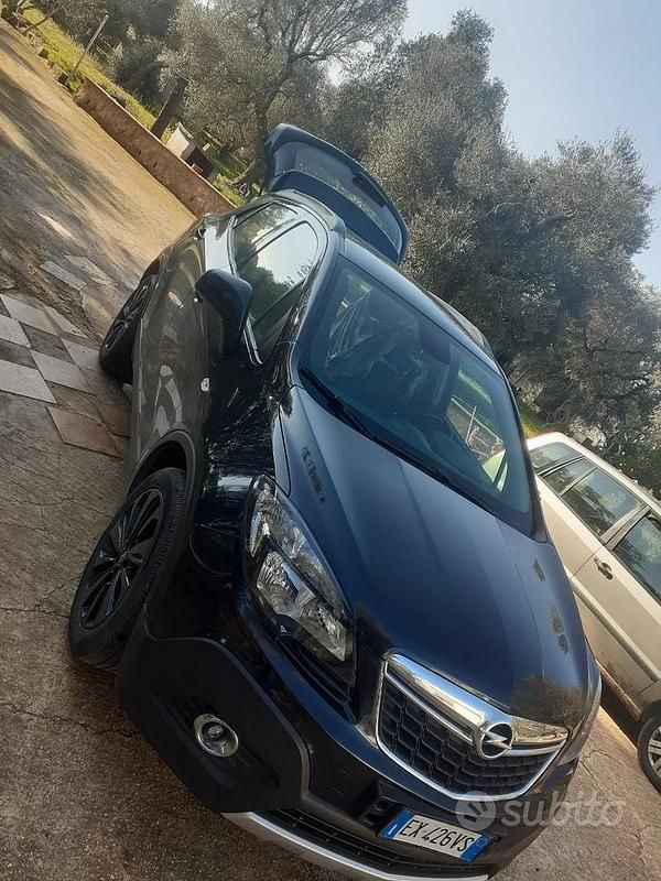 Usata Opel Mokka 131 CV (96 kW) 2015 Nero SUV