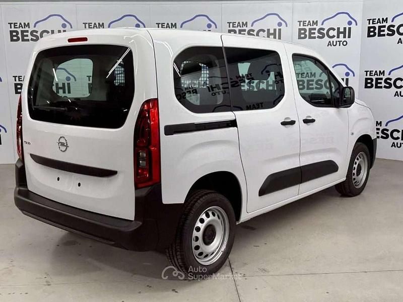 Usata Opel Combo Edition 102 CV (75 kW) 2023 Bianco Monovolume