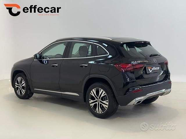 Usata Mercedes GLA200 Advanced Plus 150 CV (110 kW) 2024 Nero SUV
