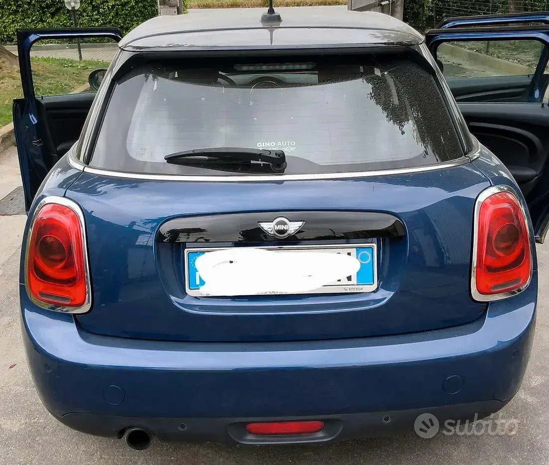 Usata Mini Cooper 136 CV (100 kW) 2017 Blu Utilitaria