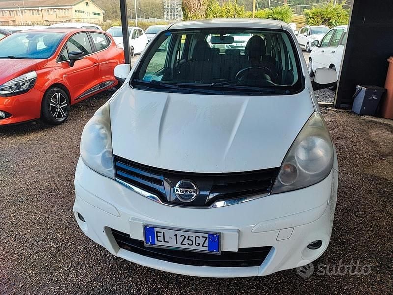 Usata Nissan Note Tekna 90 CV (66 kW) 2011 Bianco Utilitaria