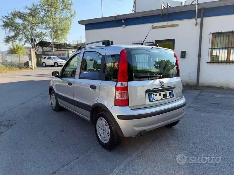 Usata Fiat Panda Dynamic 60 CV (44 kW) 2010 Grigio Utilitaria