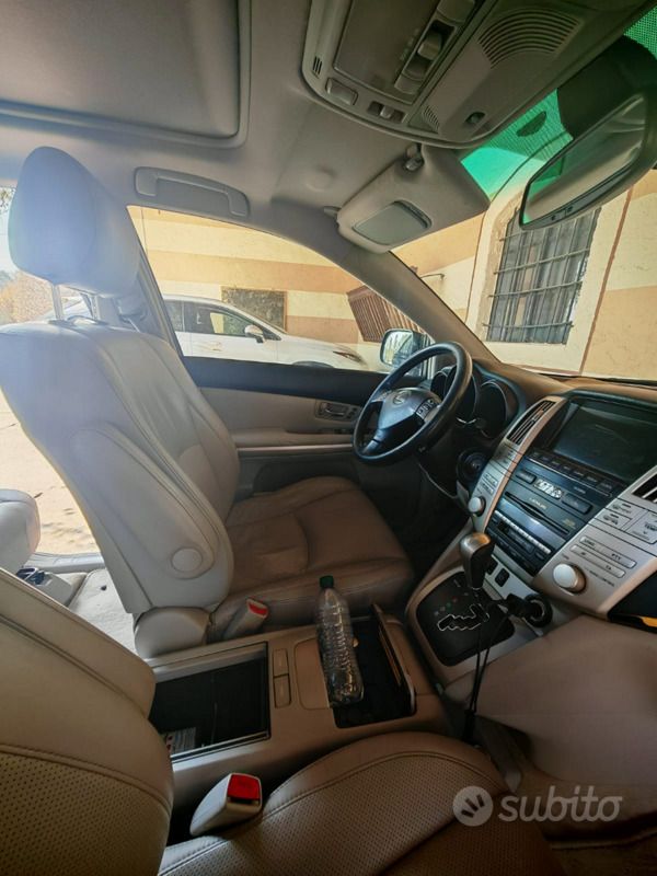 Usata Lexus RX400h 211 CV (155 kW) 2005 Grigio SUV