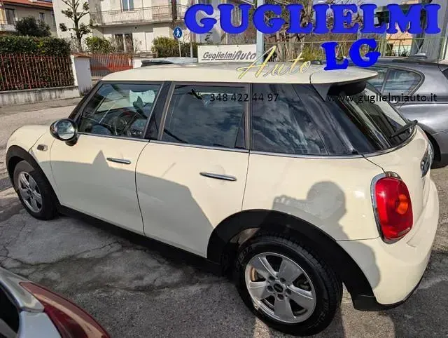 Usata Mini ONE 95 CV (69 kW) 2016 Bianco Utilitaria