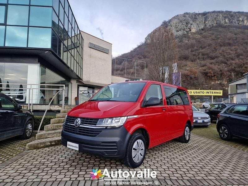 Rosso Usata 2021 VW Caravelle Trendline Monovolume | 23.900 € (Super prezzo) - Immagine 1/4