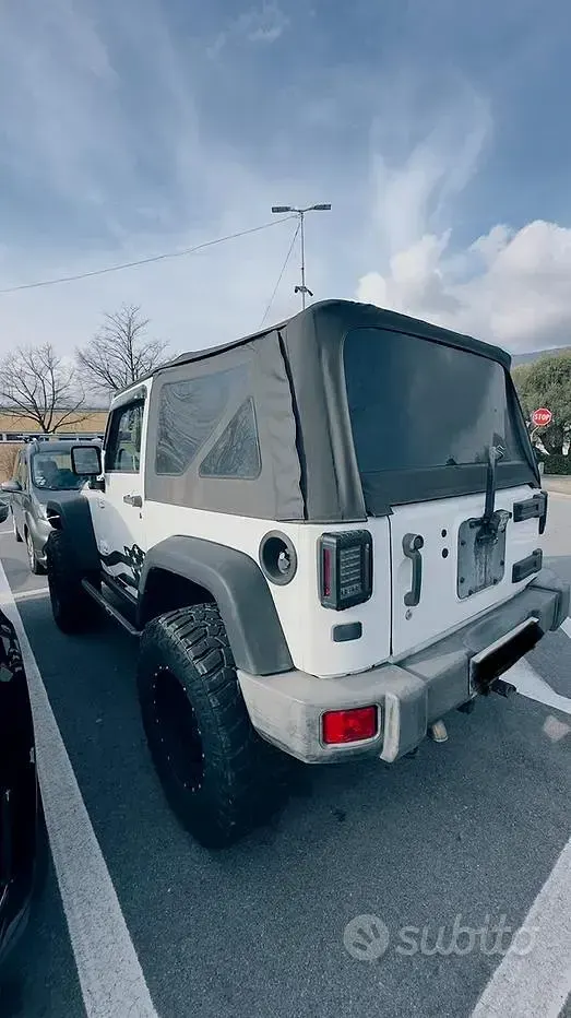 Usata Jeep Wrangler Rubicon 177 CV (130 kW) 2007 Bianco SUV