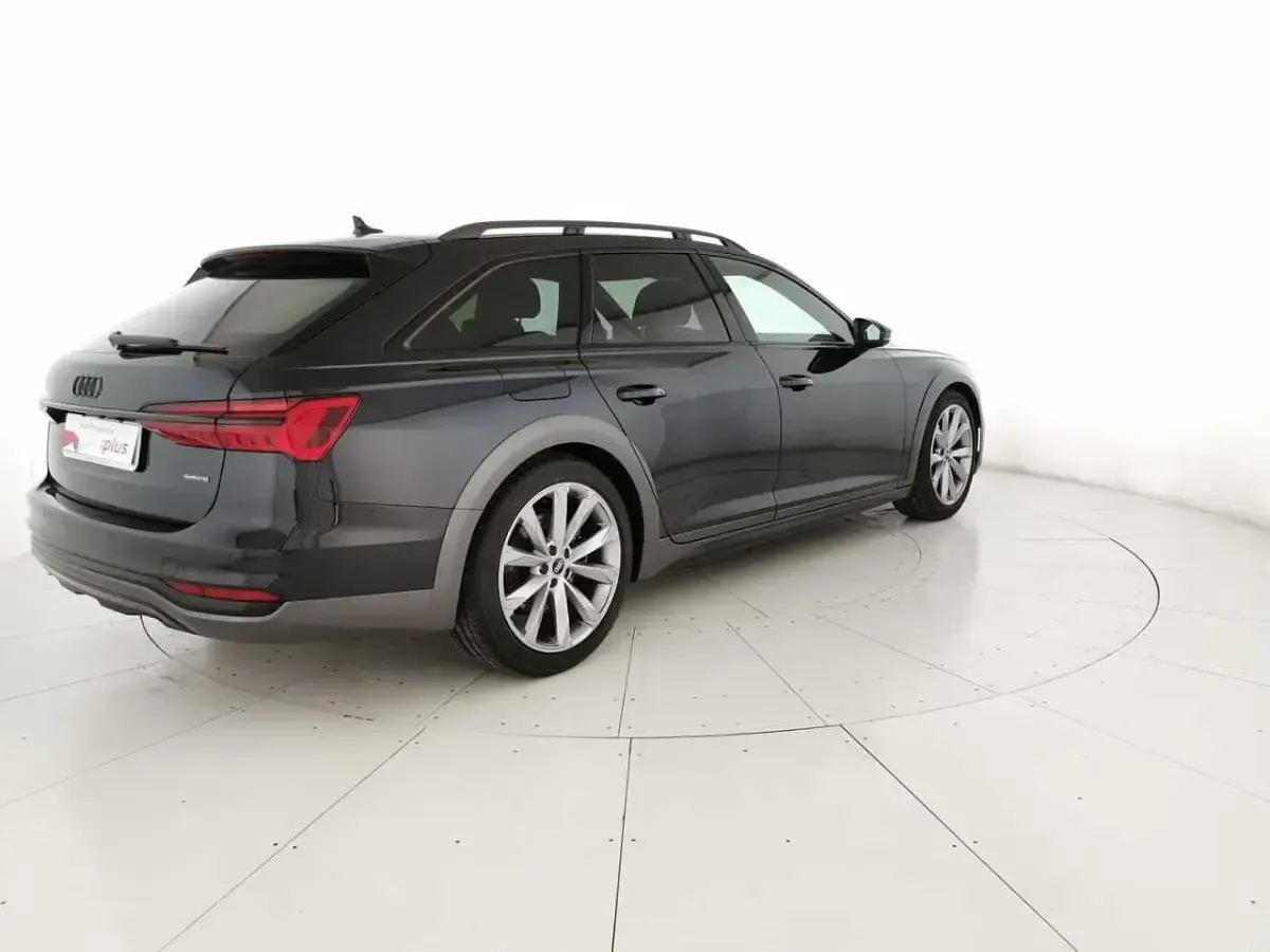 Usata Audi A6 Ambiente 204 CV (150 kW) 2025 Blu Station wagon