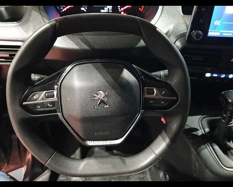 Usata Peugeot Partner 102 CV (75 kW) 2023 Grigio Monovolume