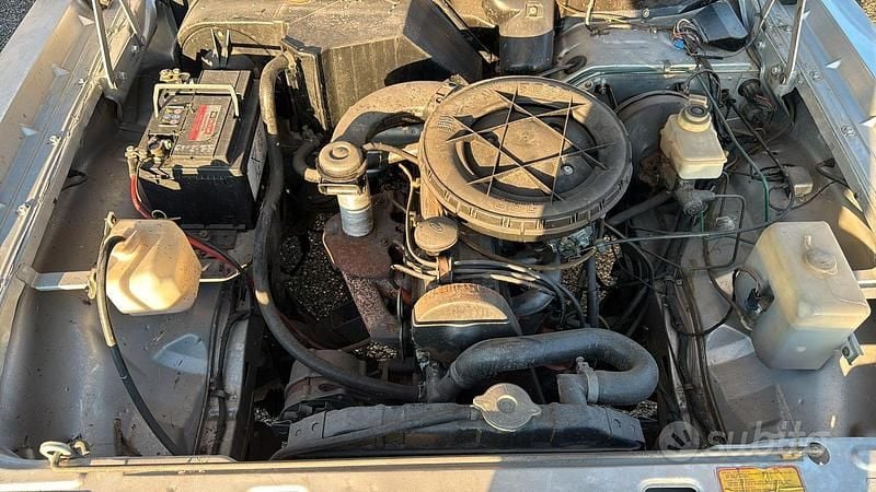 Usata Ford Taunus 63 CV (46 kW) 1982 Grigio Berlina