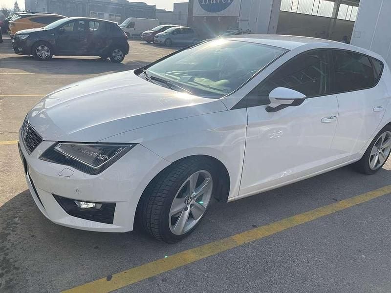 Usata Seat Leon FR 150 CV (110 kW) 2013 Berlina