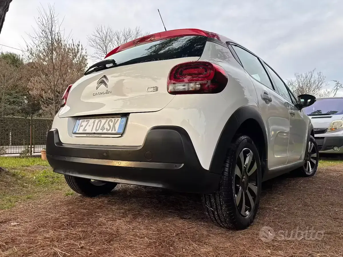 Usata Citroën C3 83 CV (61 kW) 2019 Bianco Utilitaria