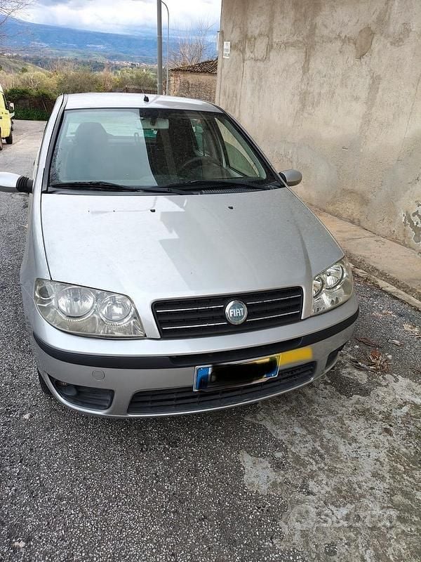 Usata Fiat Punto 2004 Grigio Utilitaria